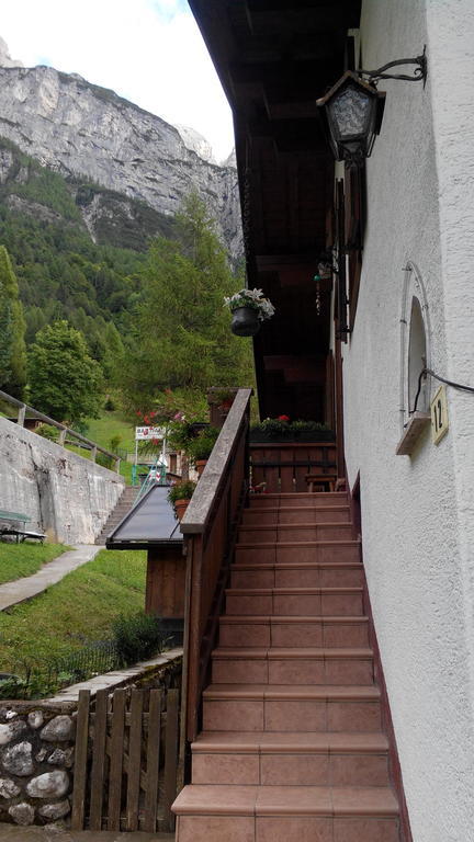 Casa Alpina Villa Cencenighe Exteriör bild